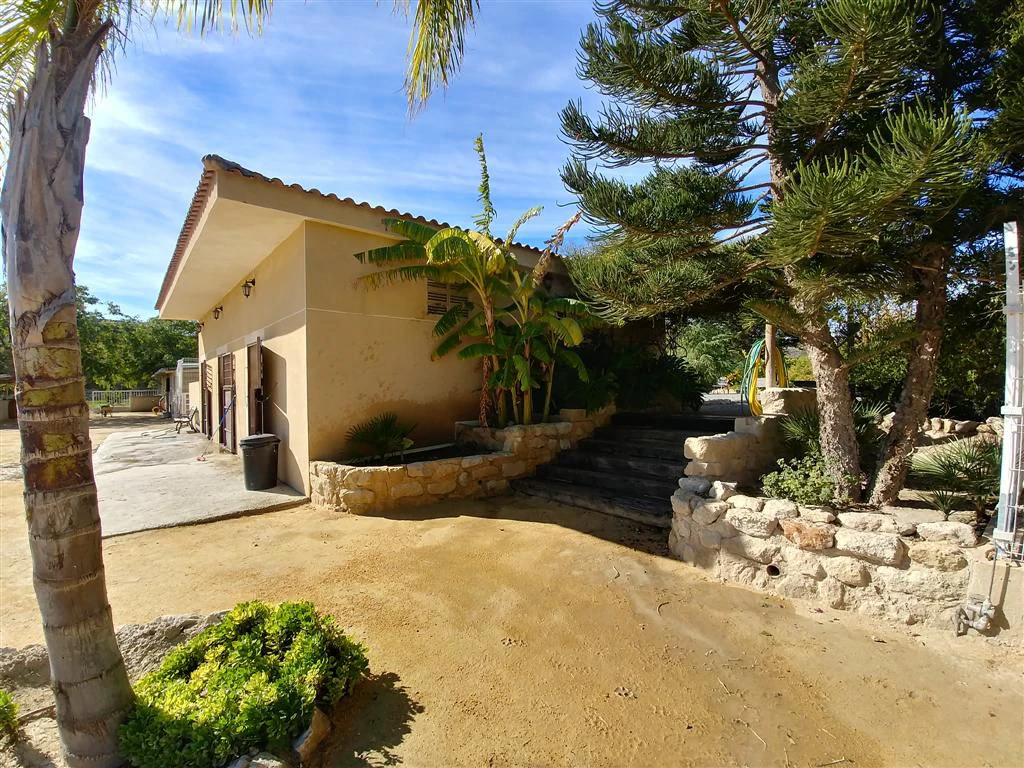 Finca en venta en Polígonos, Elche/elx, Alicante