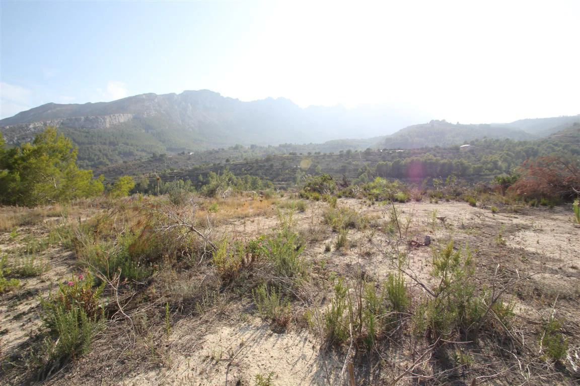 Parcela en venta en Pinos, Benissa, Alicante