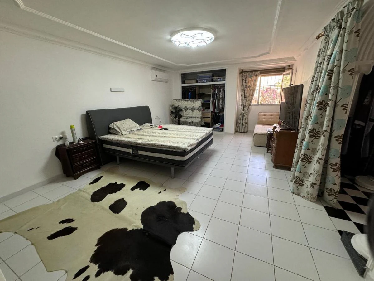 Villa en venta en Maryvilla, Calpe, Alicante