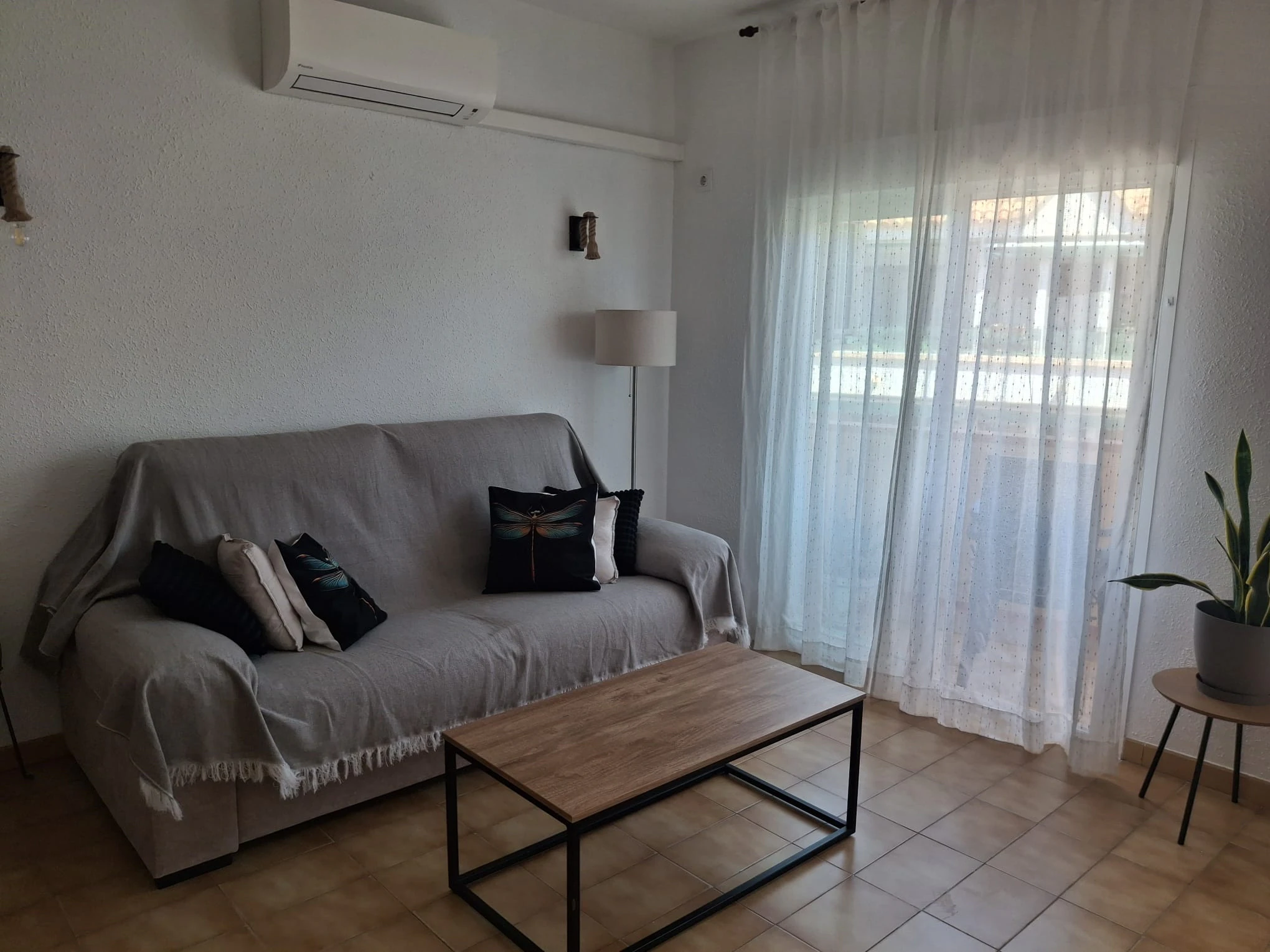 APARTAMENTO EN MUY BUENA UBICACIÓN