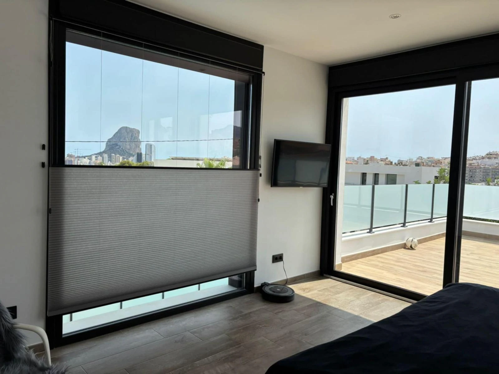 Exclusiva villa de lujo con diseño ibicenco, piscina, spa y apartamento de invitados en Calpe