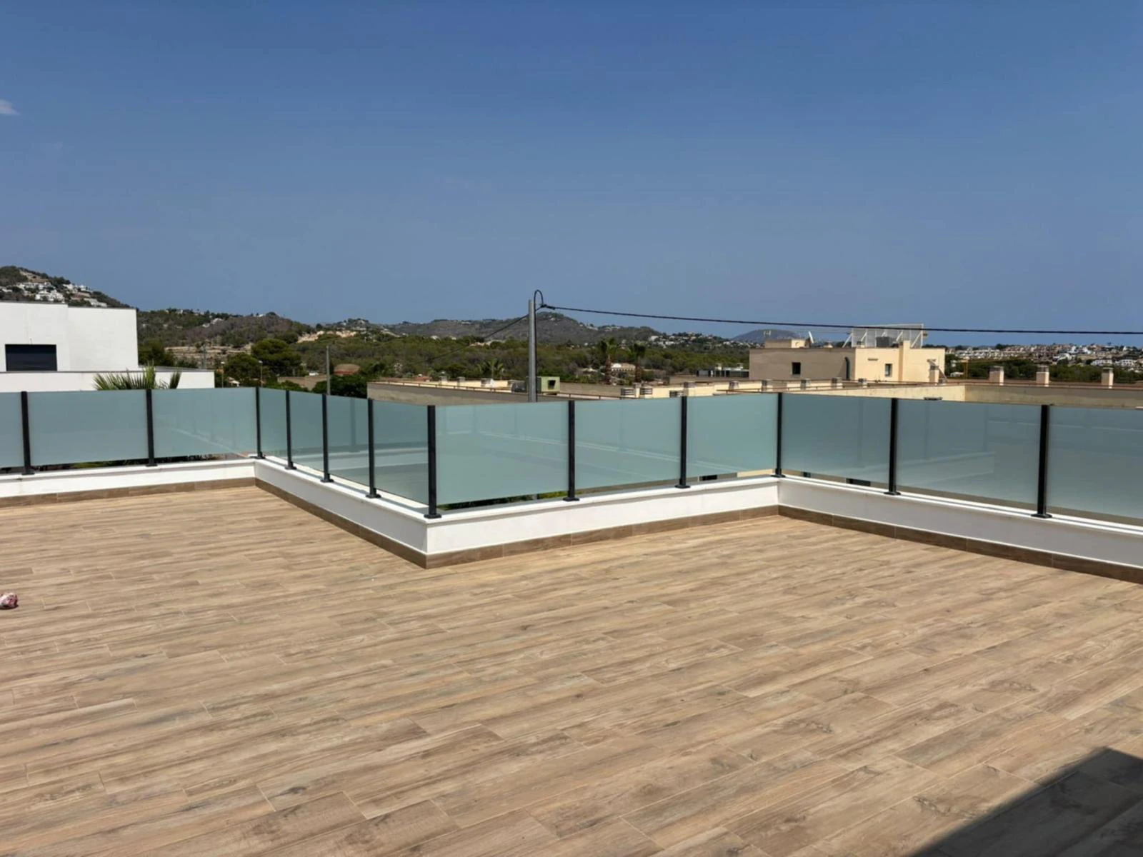 Exclusiva villa de lujo con diseño ibicenco, piscina, spa y apartamento de invitados en Calpe