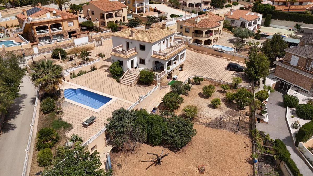 Villa en venta en Pla Senieta, Calpe, Alicante