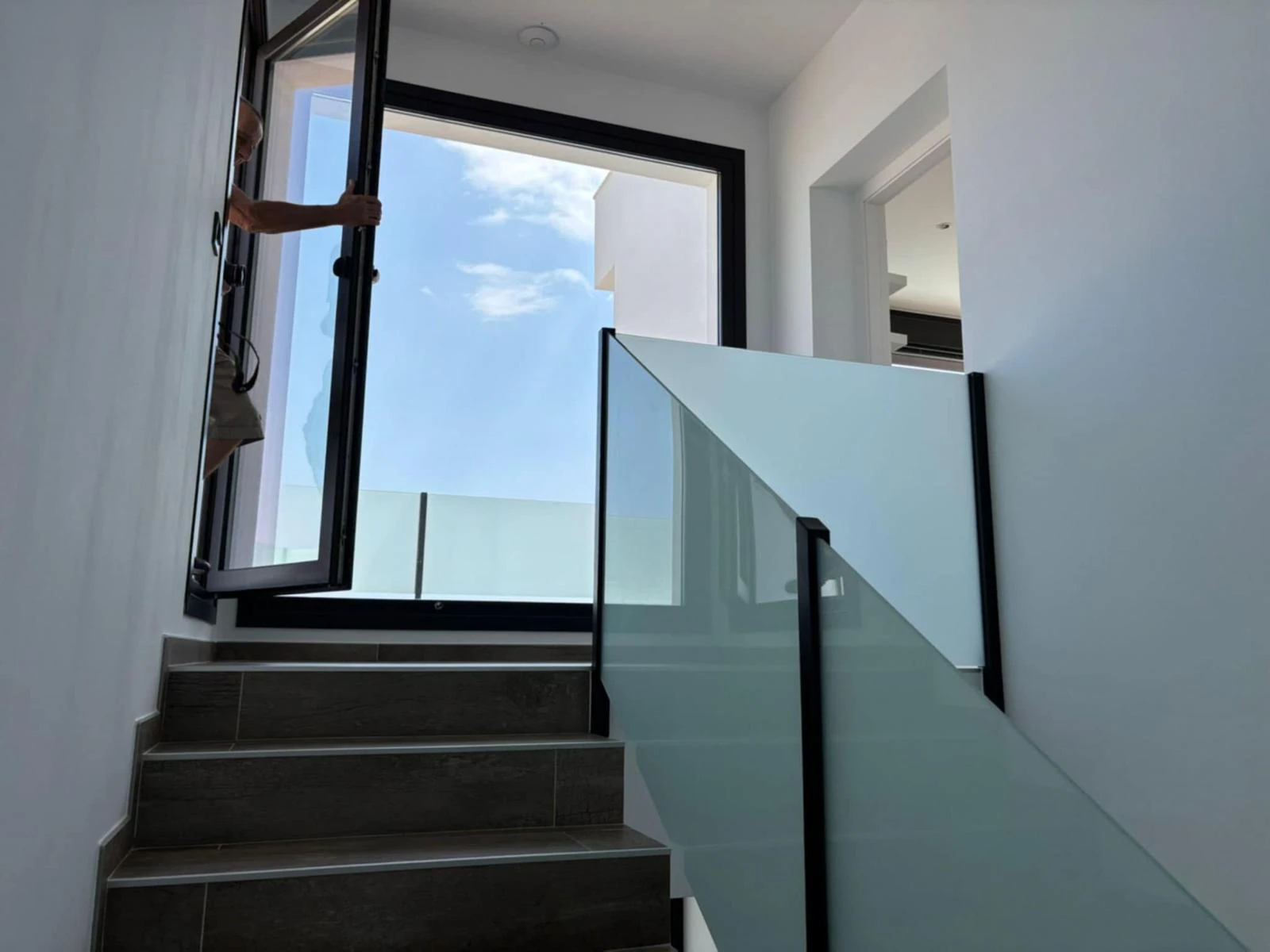 Exclusiva villa de lujo con diseño ibicenco, piscina, spa y apartamento de invitados en Calpe
