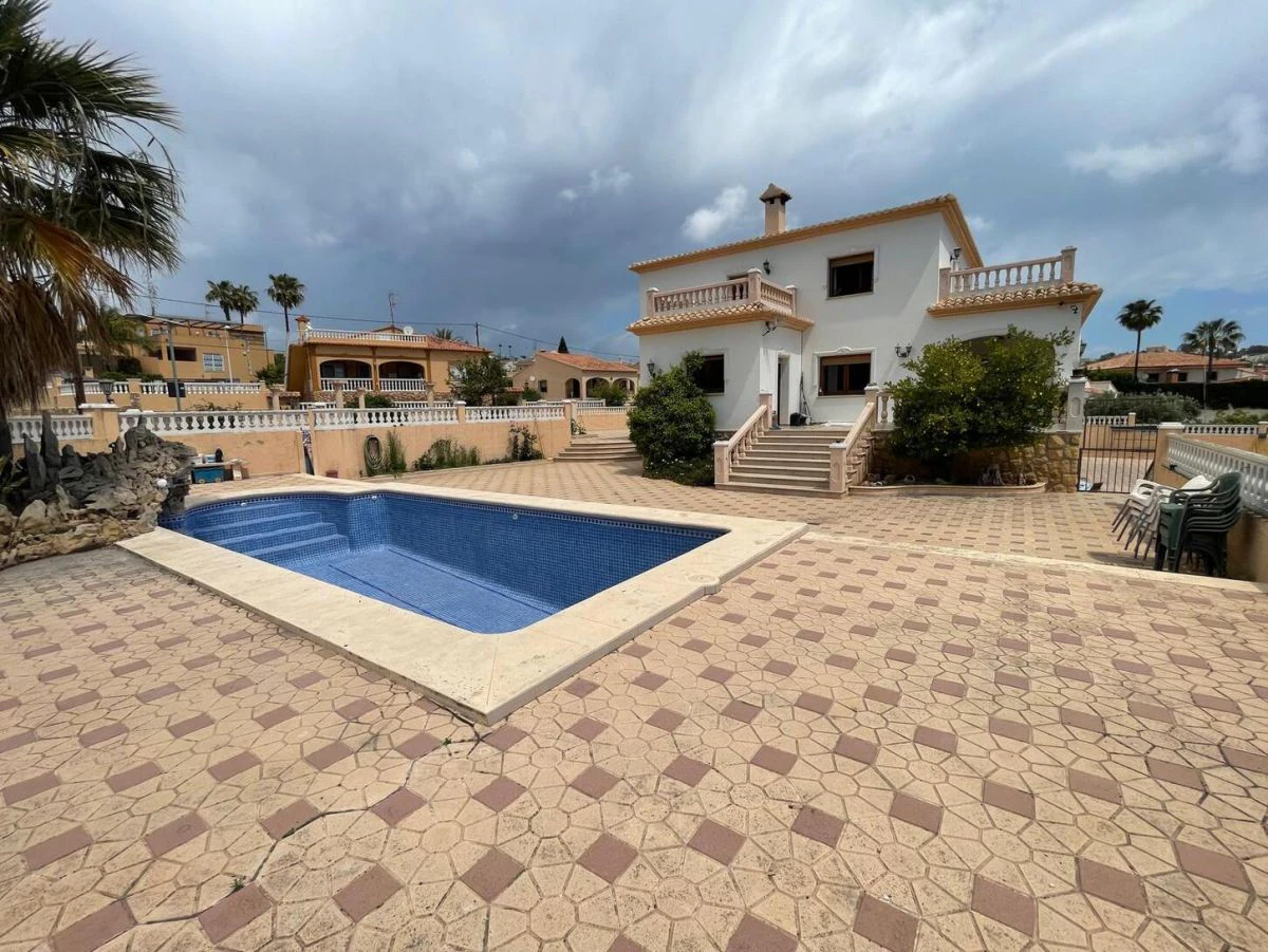 Villa en venta en Pla Senieta, Calpe, Alicante