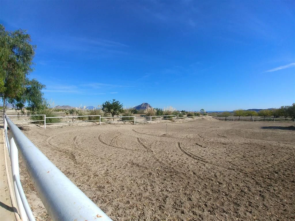Finca en venta en Polígonos, Elche/elx, Alicante