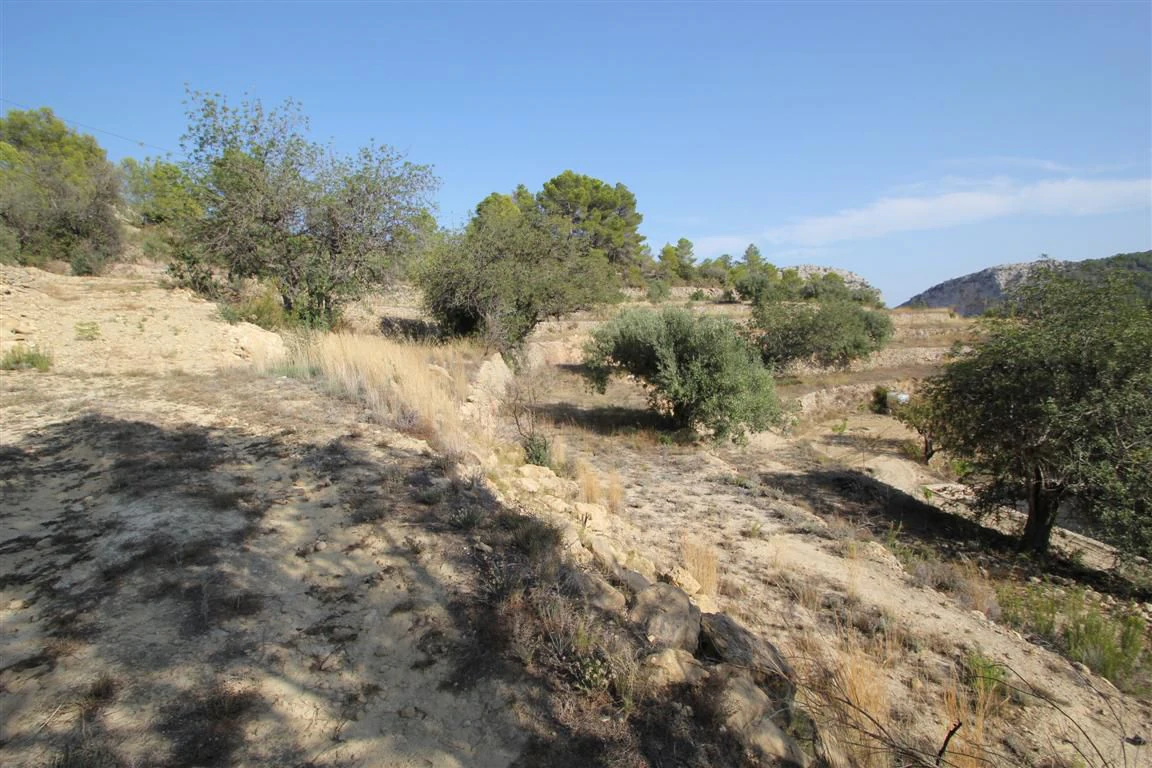 Parcela en venta en Pinos, Benissa, Alicante