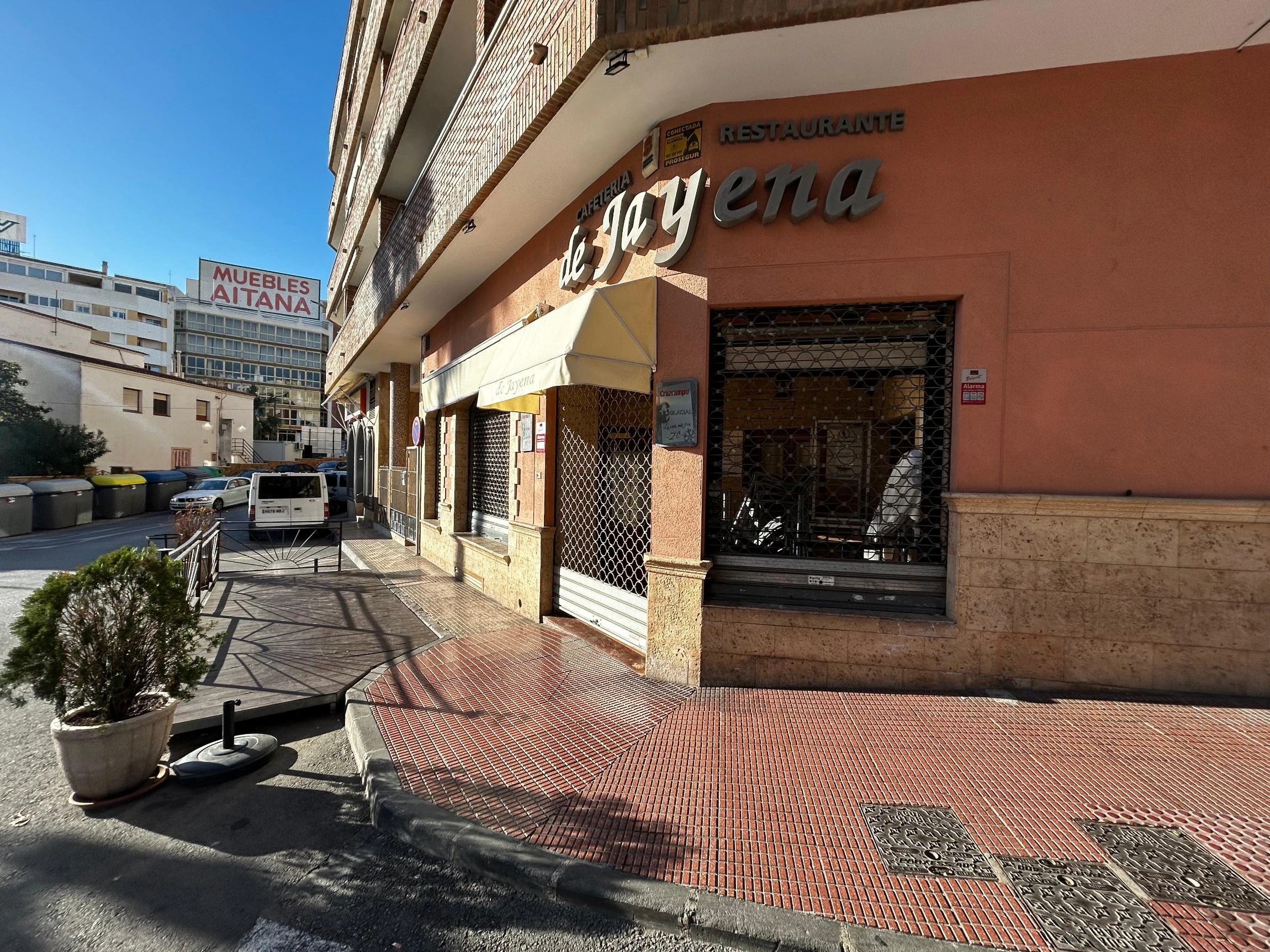 Venta. Local comercial en Calpe