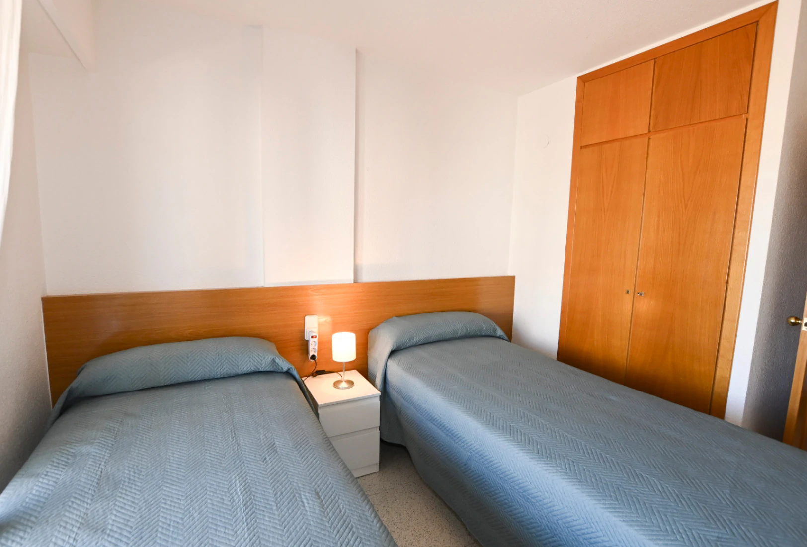 WOHNUNG ERSTER REIHE IN SEHR GUTER LAGE