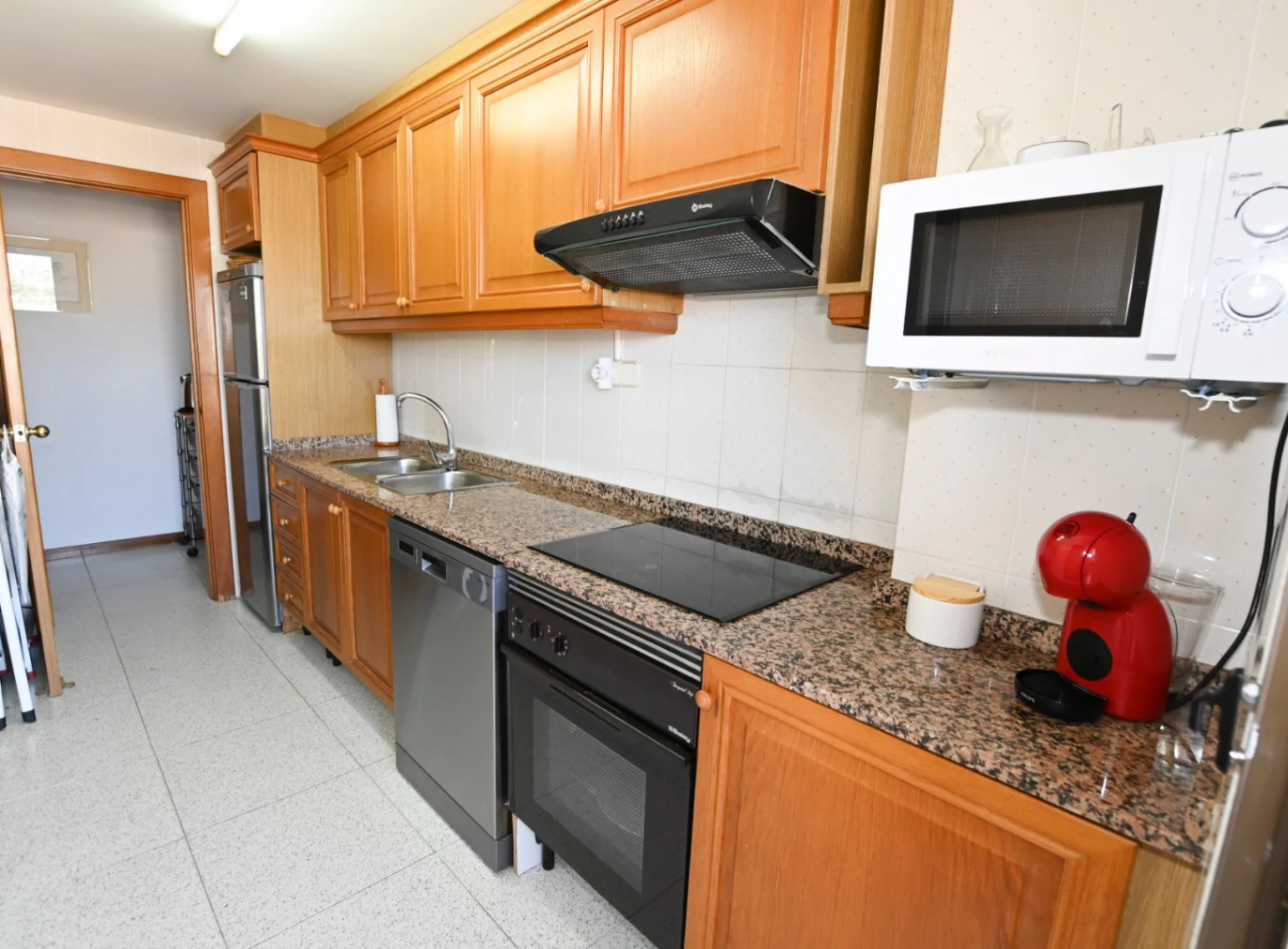 WOHNUNG ERSTER REIHE IN SEHR GUTER LAGE