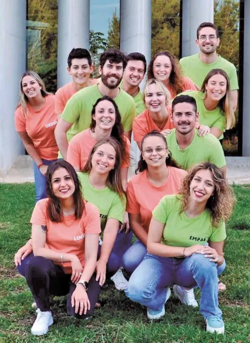 ¿Cómo se recaudan fondos para las fiestas?
