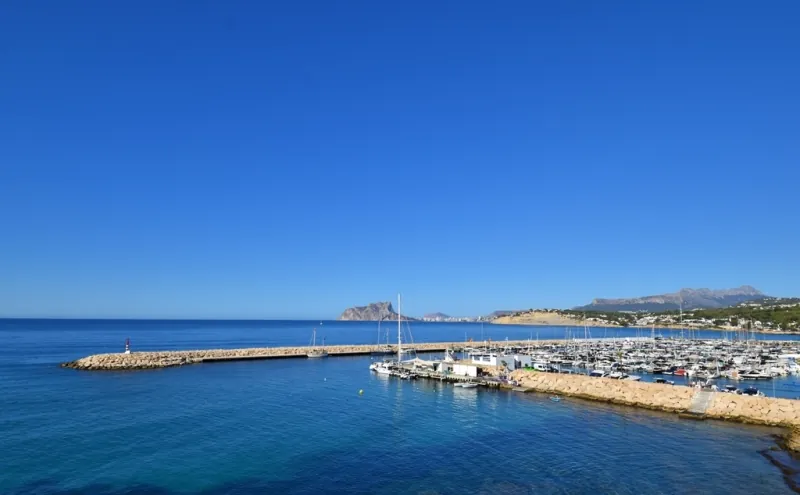 Buy Traditional Townhouses in Teulada, Benissa, Jalon, Orba: Perfect for Digital Nomads