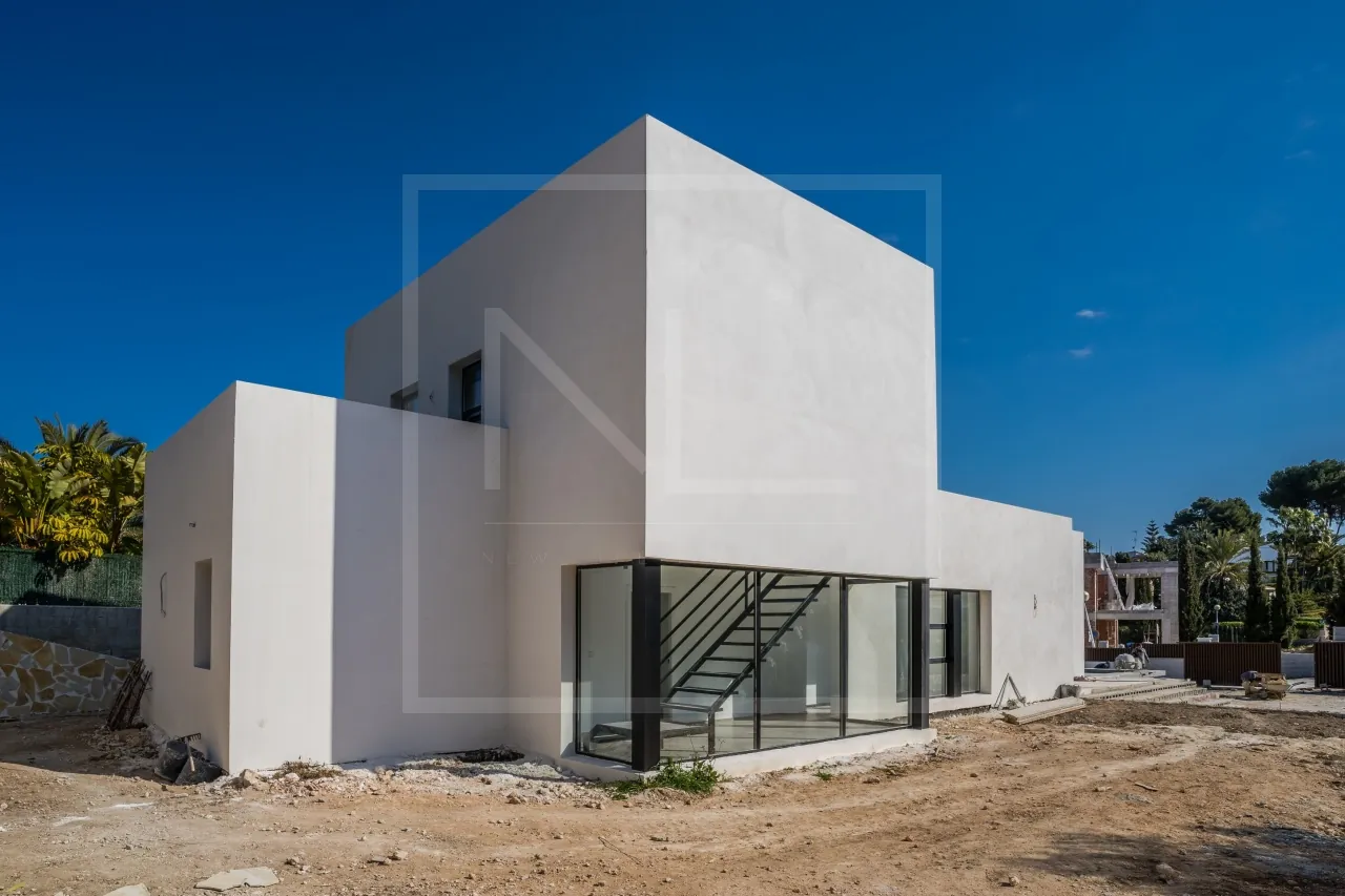 3 bedroom 2 bathroom Detached Brand New Villa For Sale in Javea