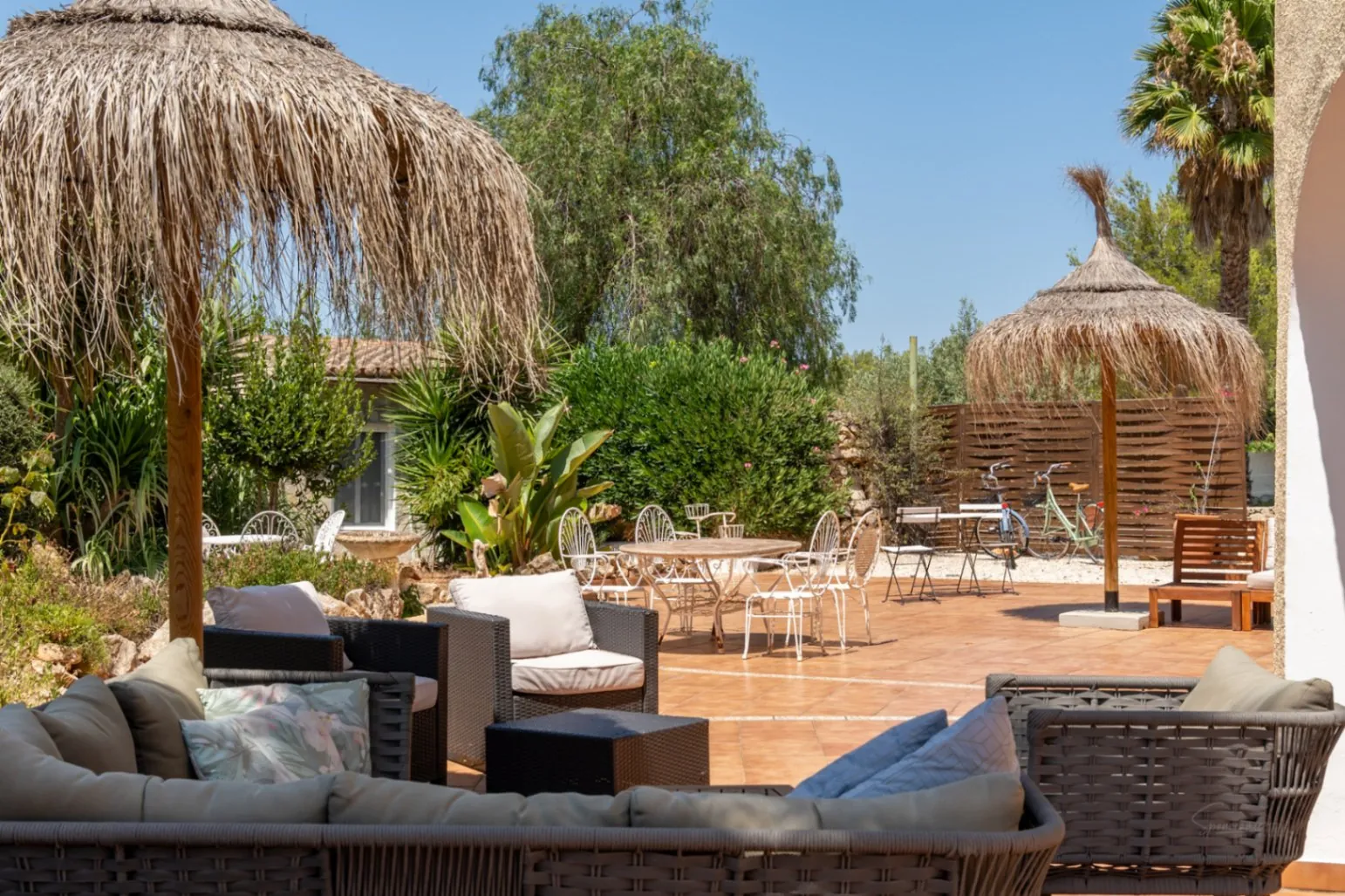 Villa for sale in Lliber:  Multigenerational, spacious
