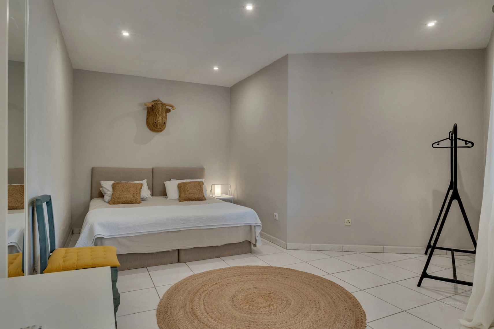 Villa for sale in Lliber:  Multigenerational, spacious