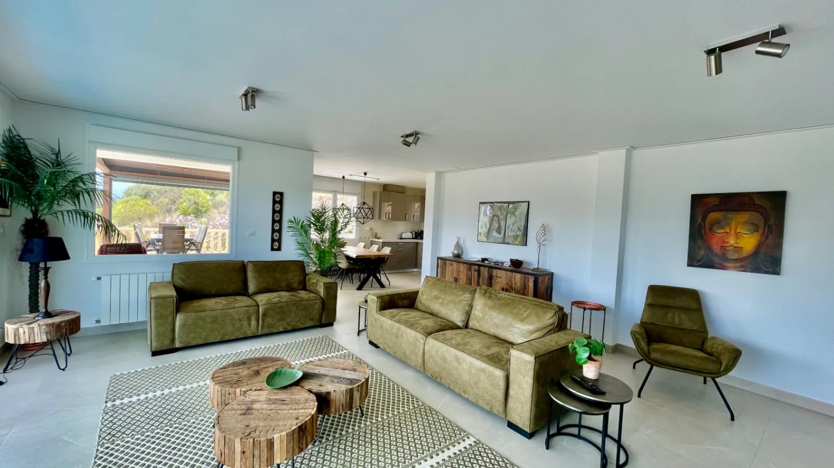 For sale in Alcalali: Modern and elegant