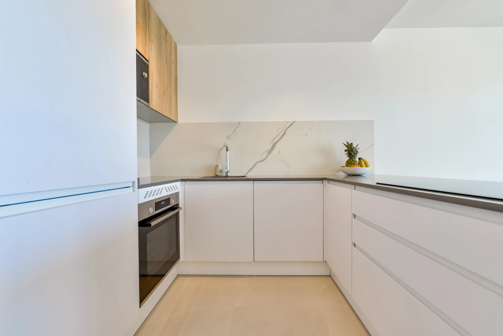 APPARTEMENT MET ZEEZICHT IN CALPE