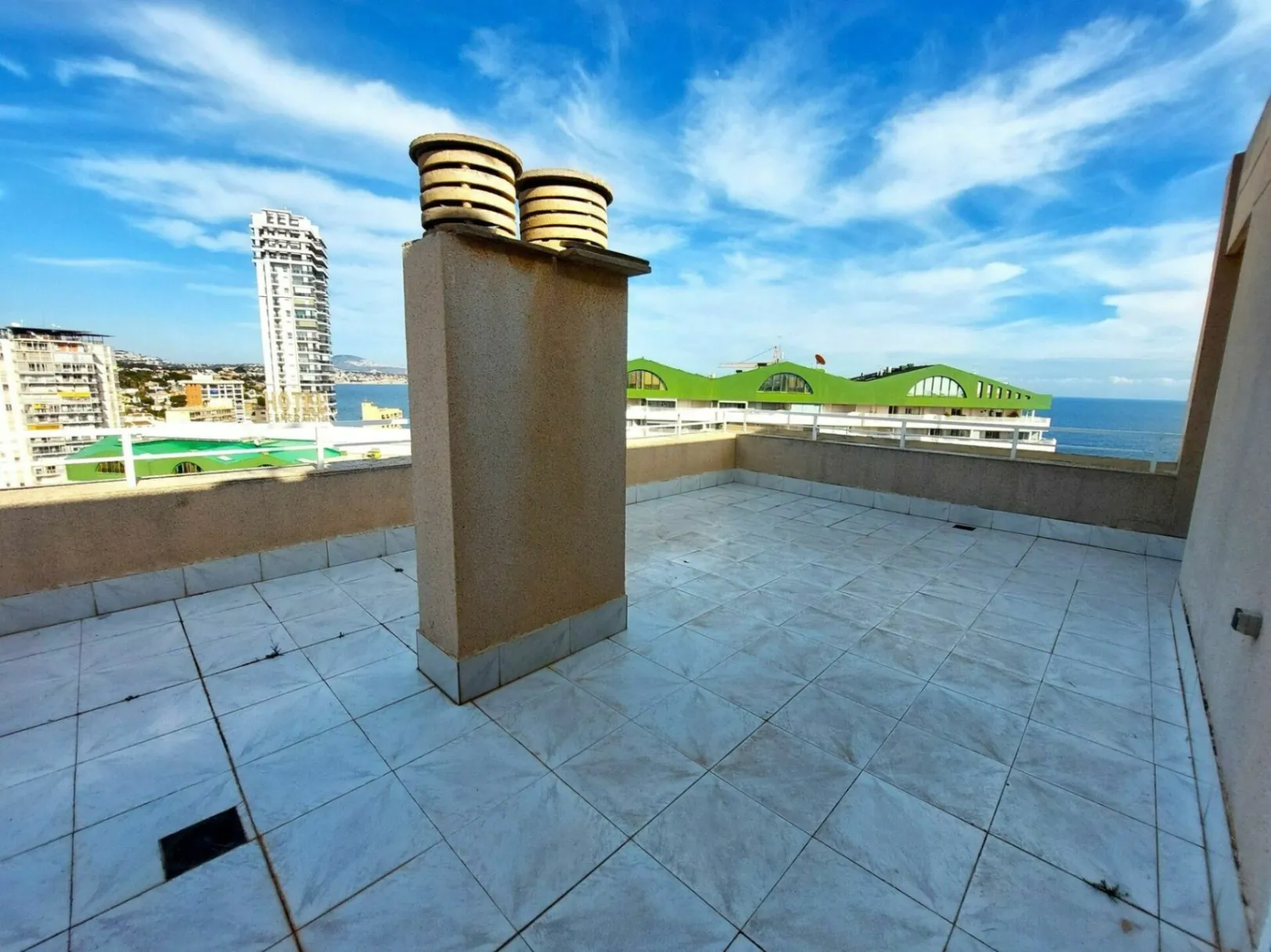 Duplex penthouse met een ruim terras