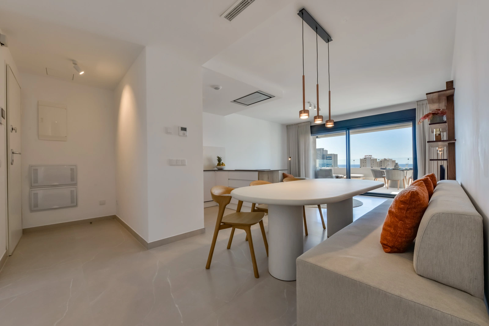 APPARTEMENT MET ZEEZICHT IN CALPE