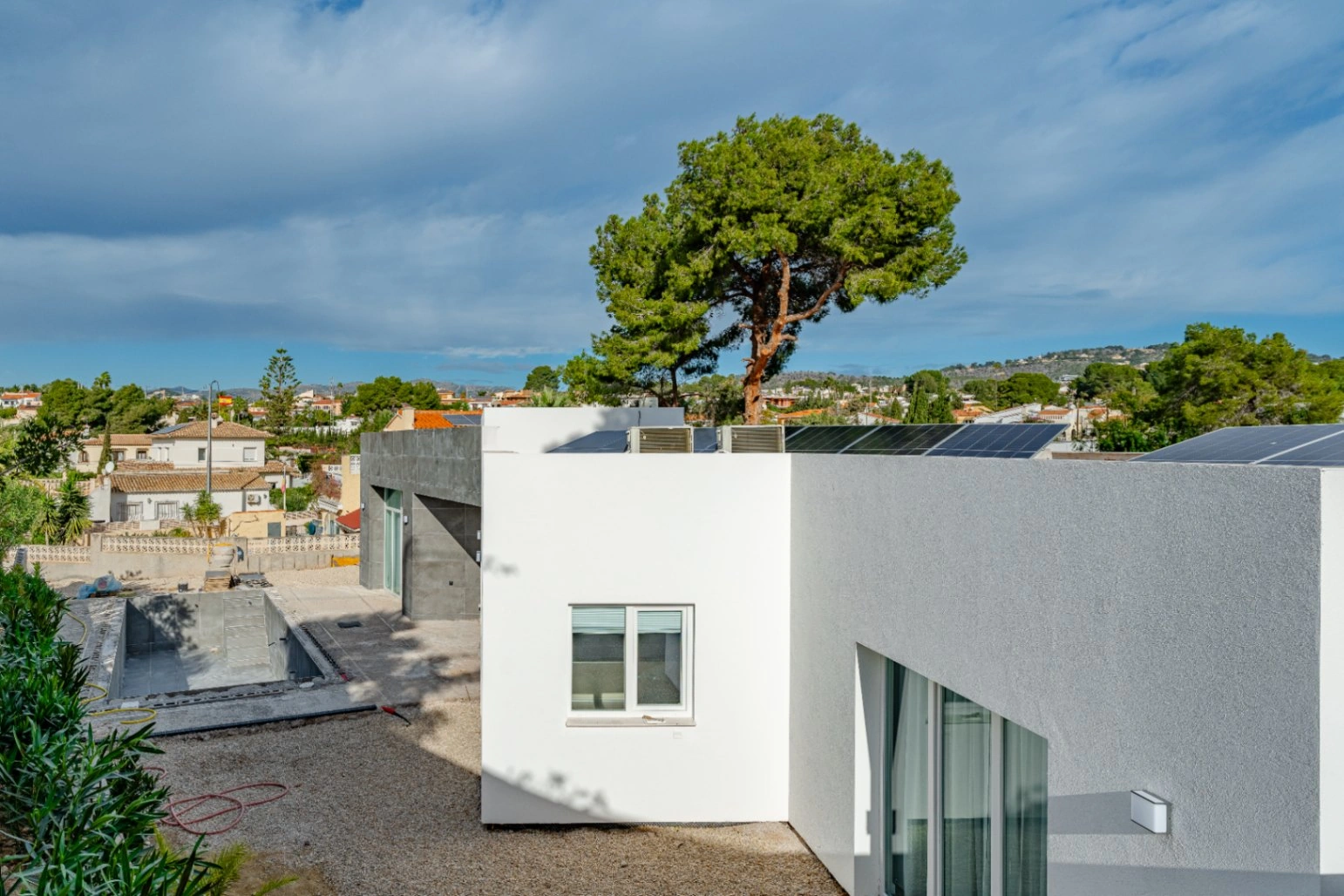 Mediterrane Villa Te Koop in Calpe 3 Slaapkamers, Privézwembad 500m van de Zee