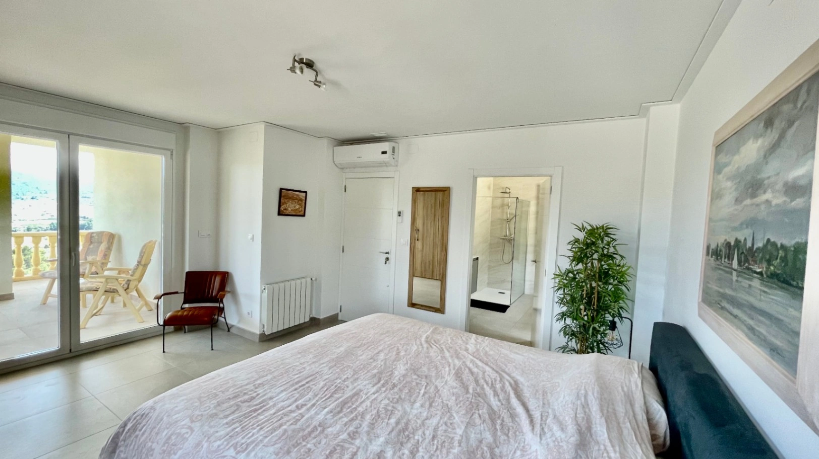 For sale in Alcalali: Modern and elegant