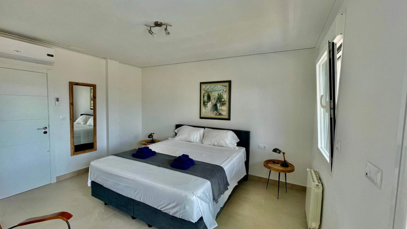 For sale in Alcalali: Modern and elegant