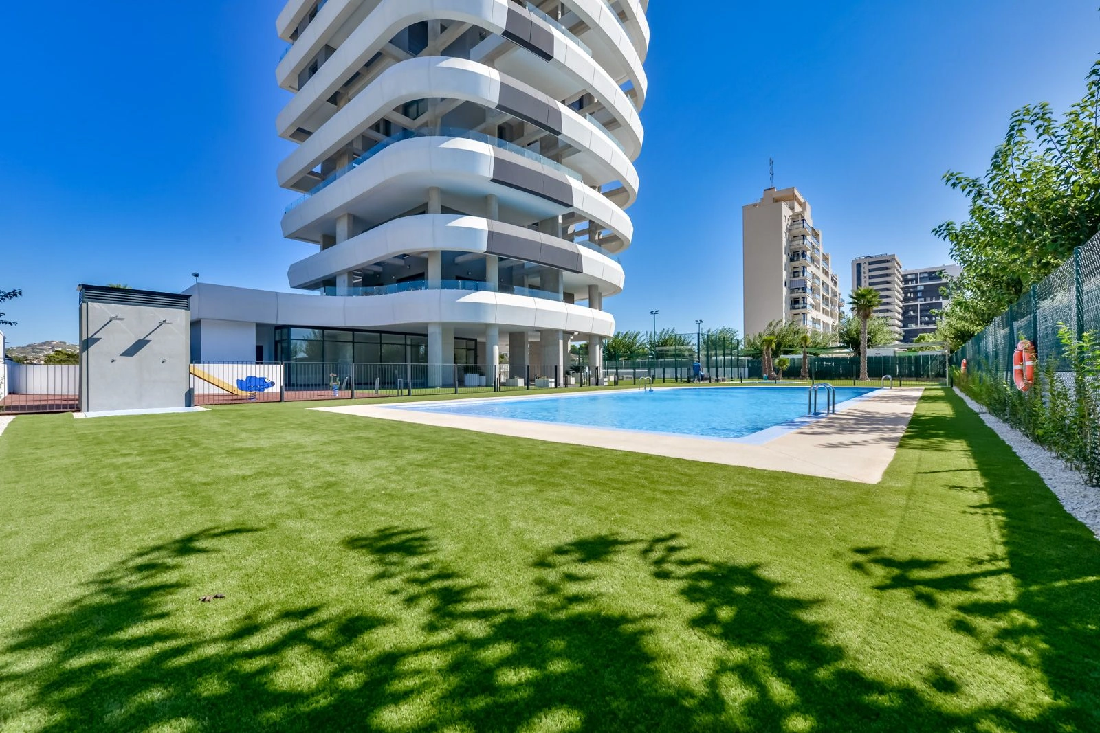APPARTEMENT MET ZEEZICHT IN CALPE