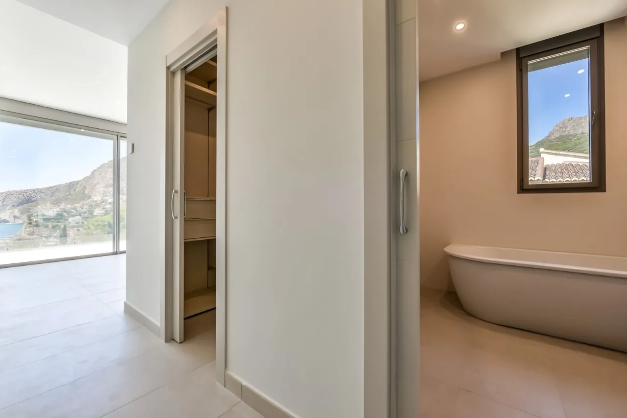 6 slaapkamer, 6 badkamer Villa te koop in Calpe