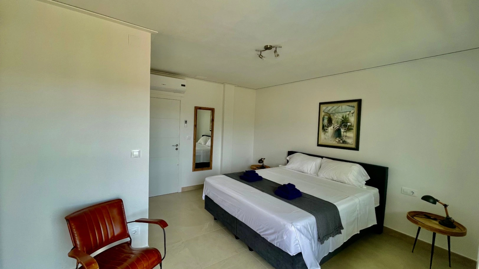 For sale in Alcalali: Modern and elegant