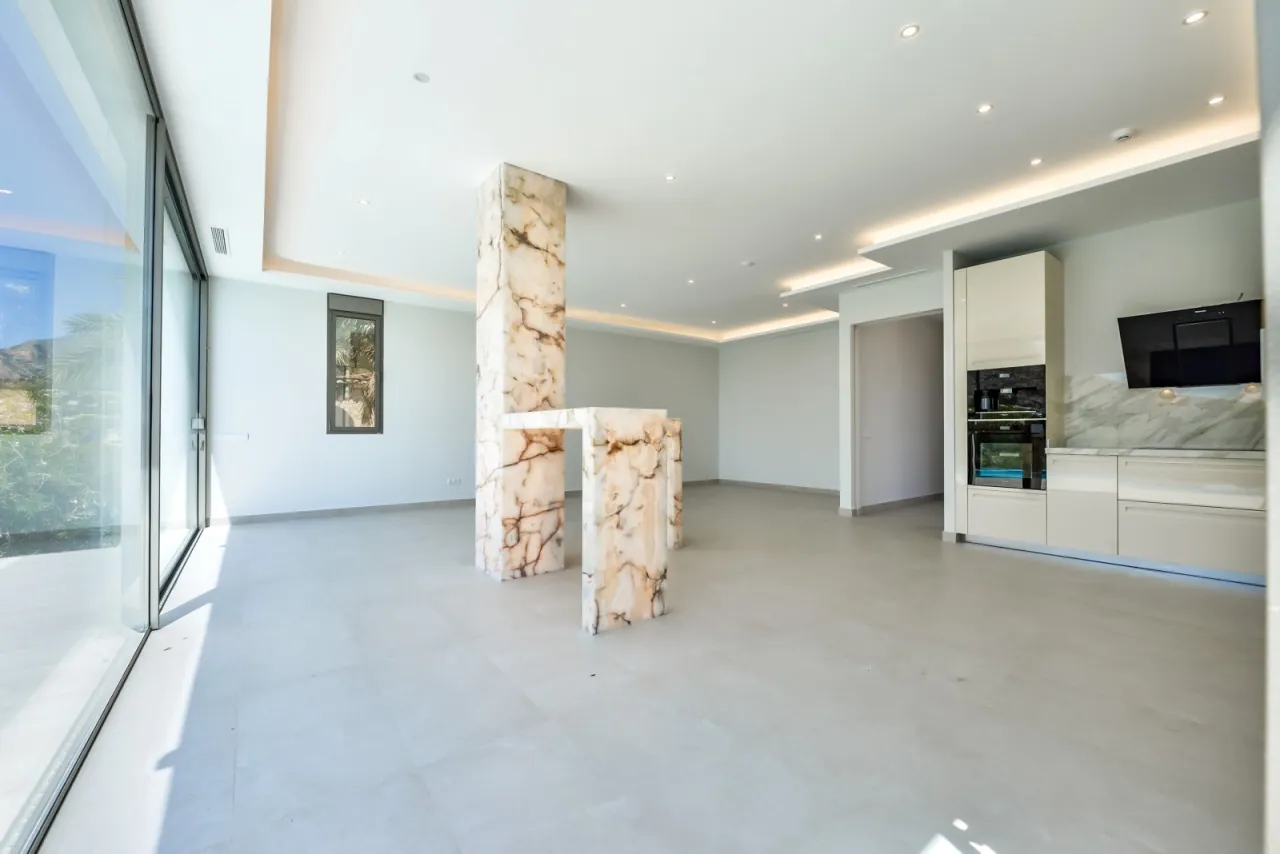 6 slaapkamer, 6 badkamer Villa te koop in Calpe