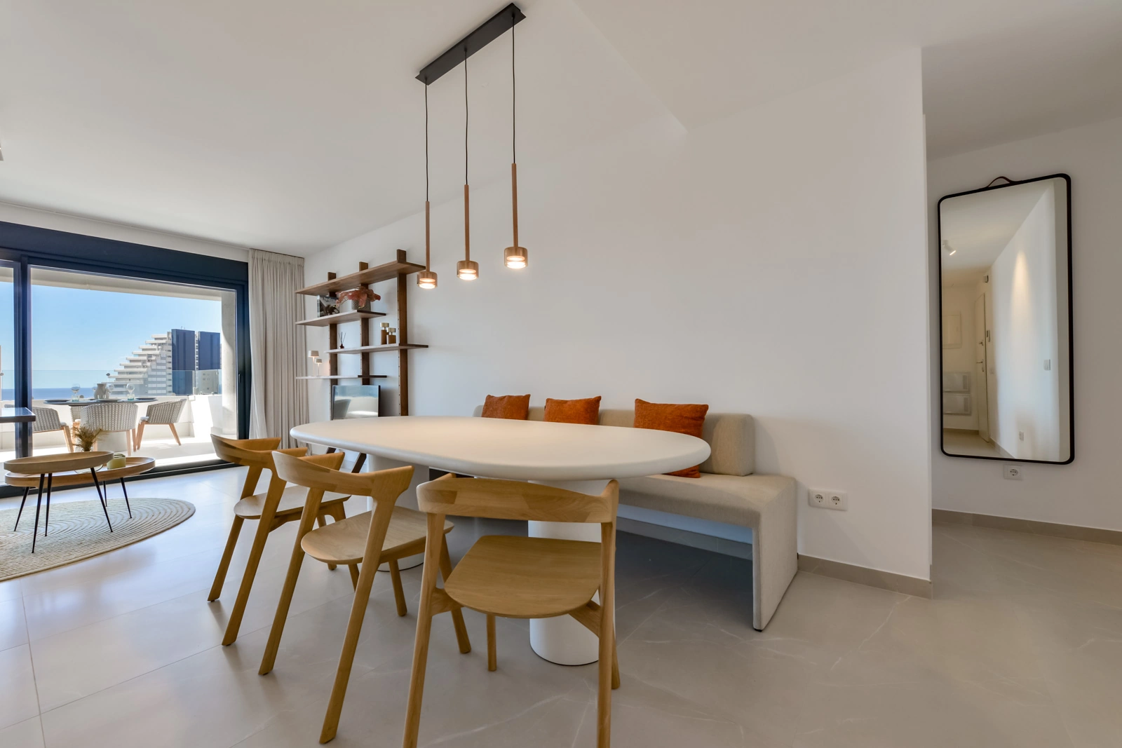 APPARTEMENT MET ZEEZICHT IN CALPE