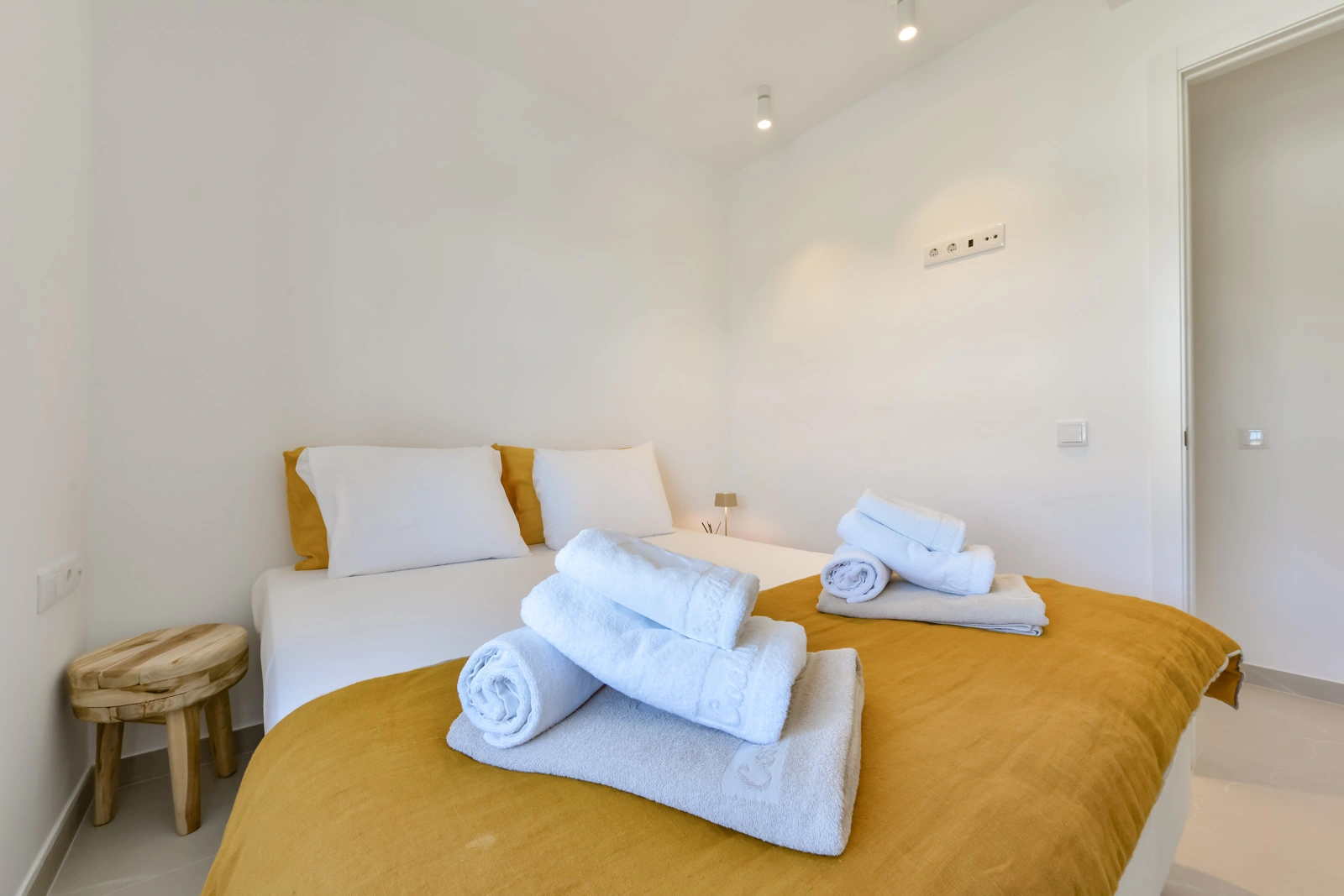 APPARTEMENT MET ZEEZICHT IN CALPE