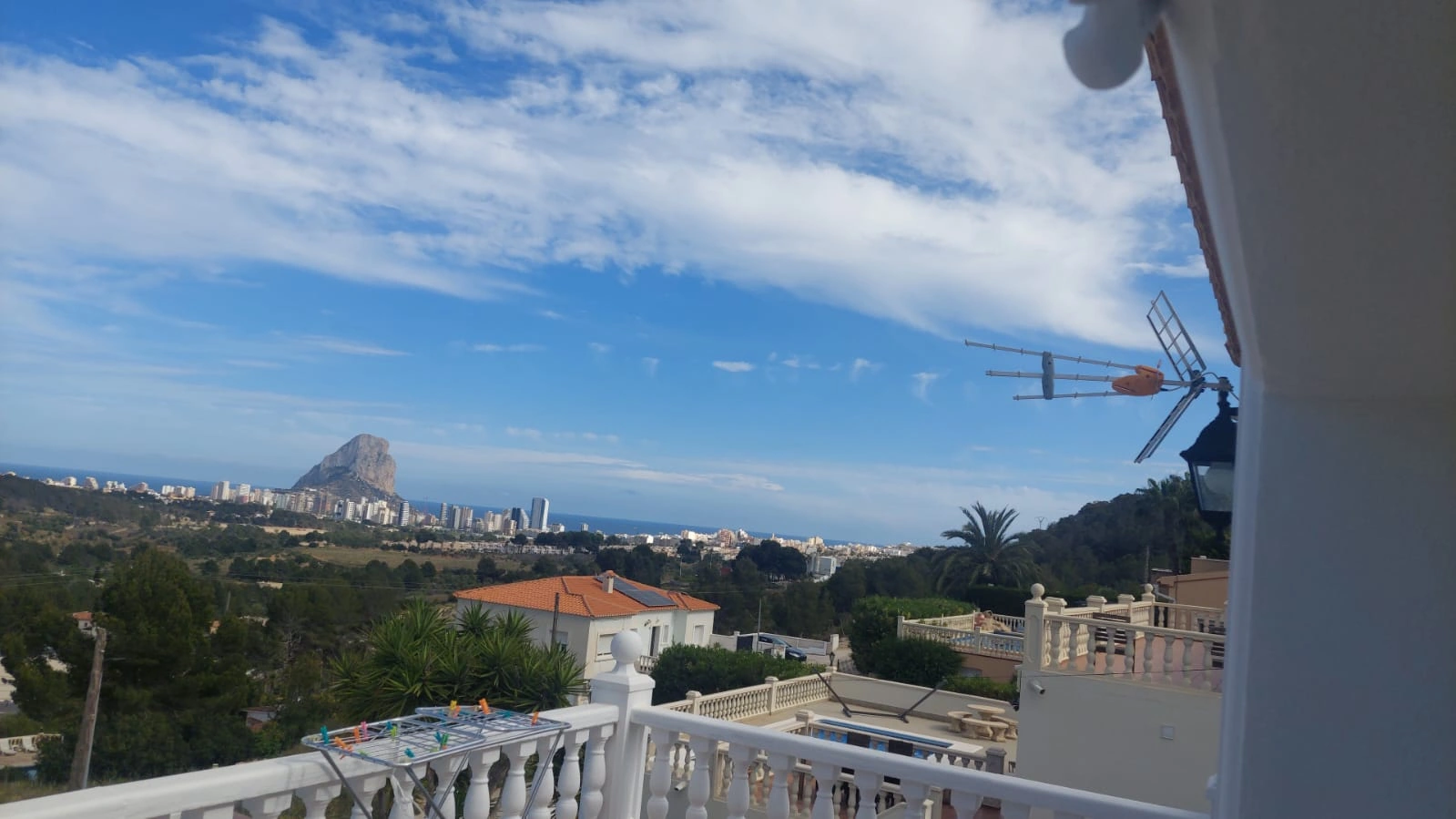 Villa with sea views for sale in Calpe