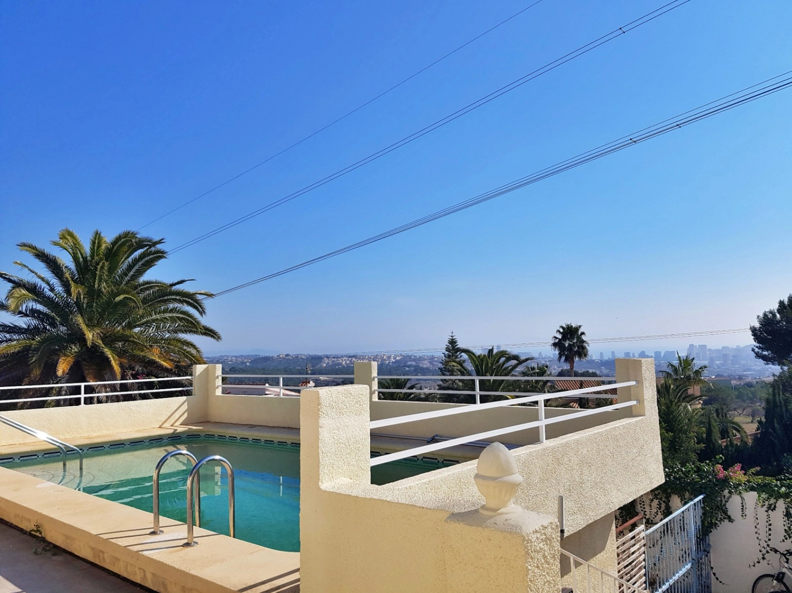 Vrijstaande Villa op Groot Perceel Te Koop in Calpe