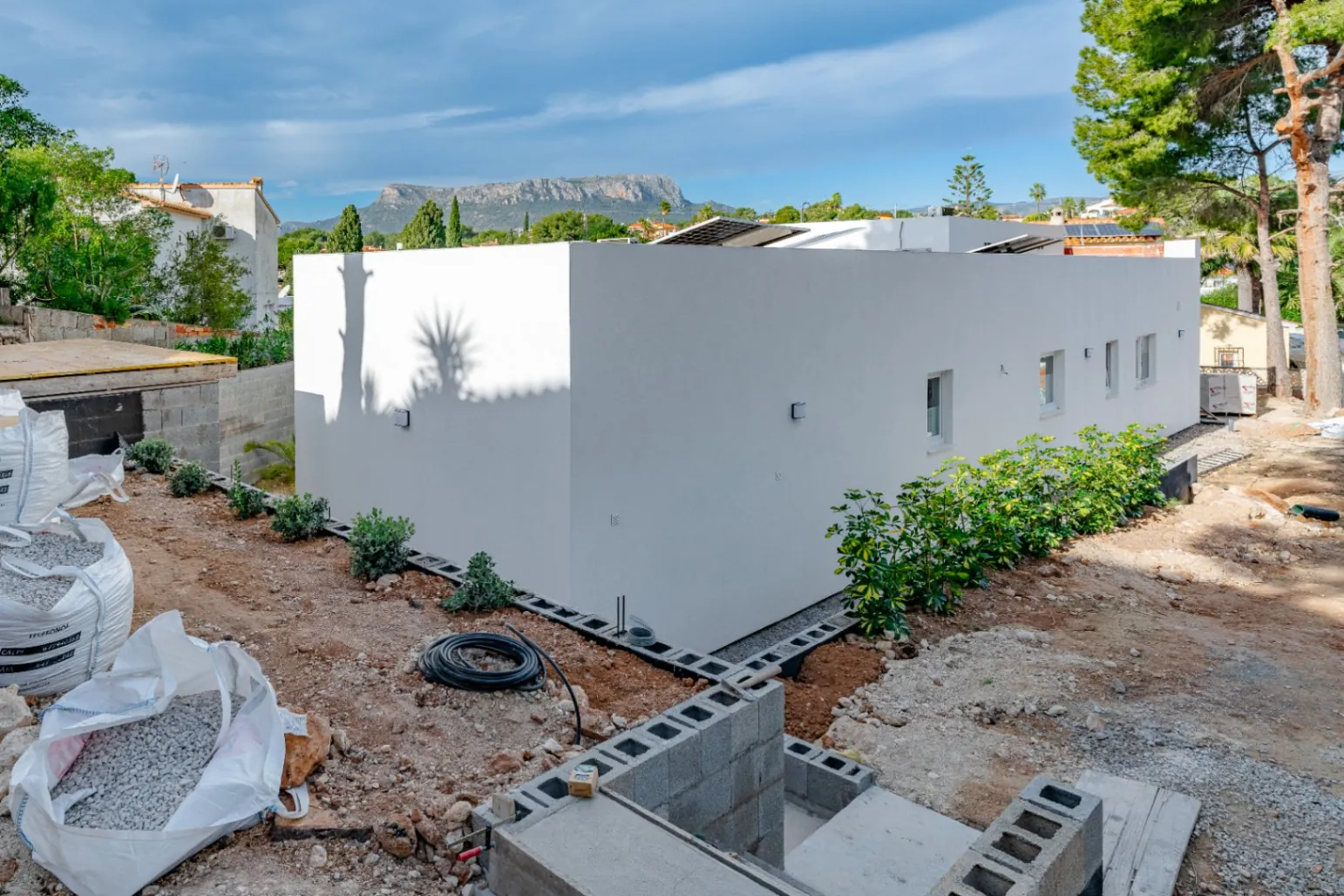 Mediterrane Villa Te Koop in Calpe 3 Slaapkamers, Privézwembad 500m van de Zee