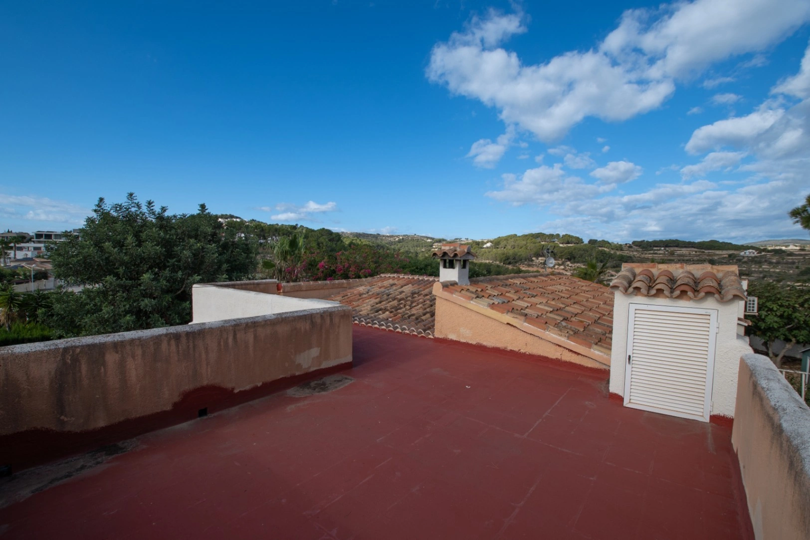 Five-Bedroom Villa with Pool for Sale in Benimeit–Tabaira, Moraira