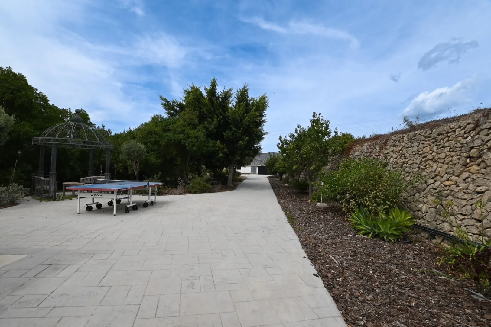 Charmante Mediterraanse Villa met Zeezicht, Groot Overdekt Zwembad en Tuin – Teulada