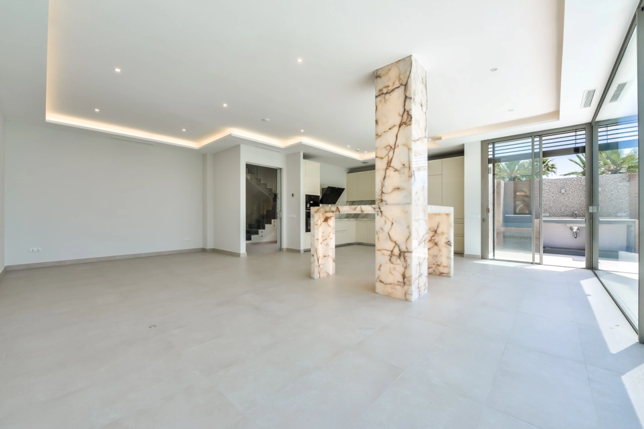 6 slaapkamer, 6 badkamer Villa te koop in Calpe