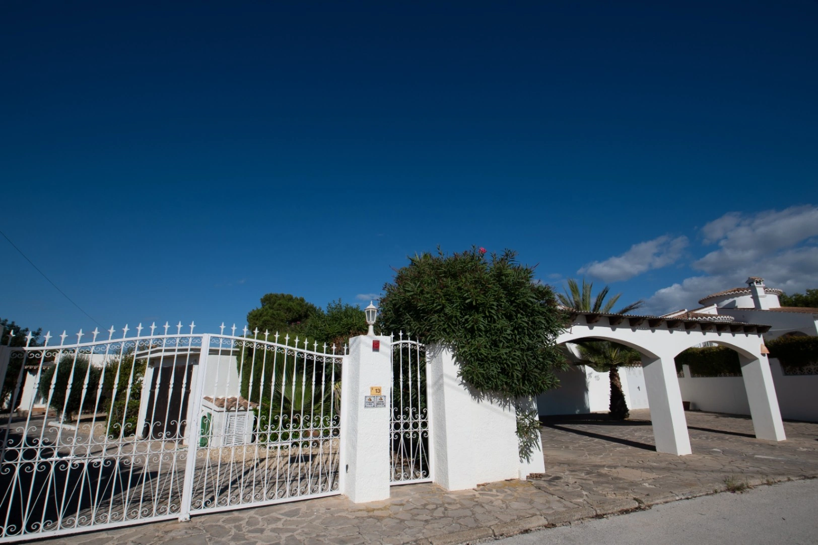 Five-Bedroom Villa with Pool for Sale in Benimeit–Tabaira, Moraira