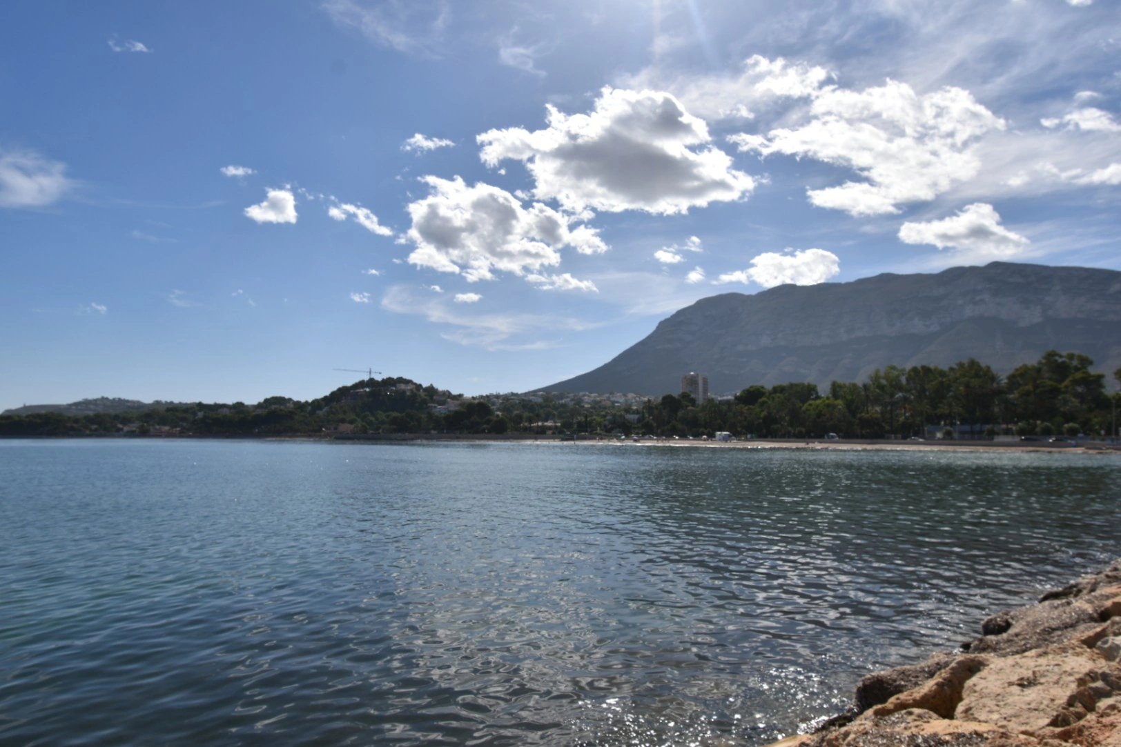 Uw Mediterrane Ontsnapping in het Hart van Denia