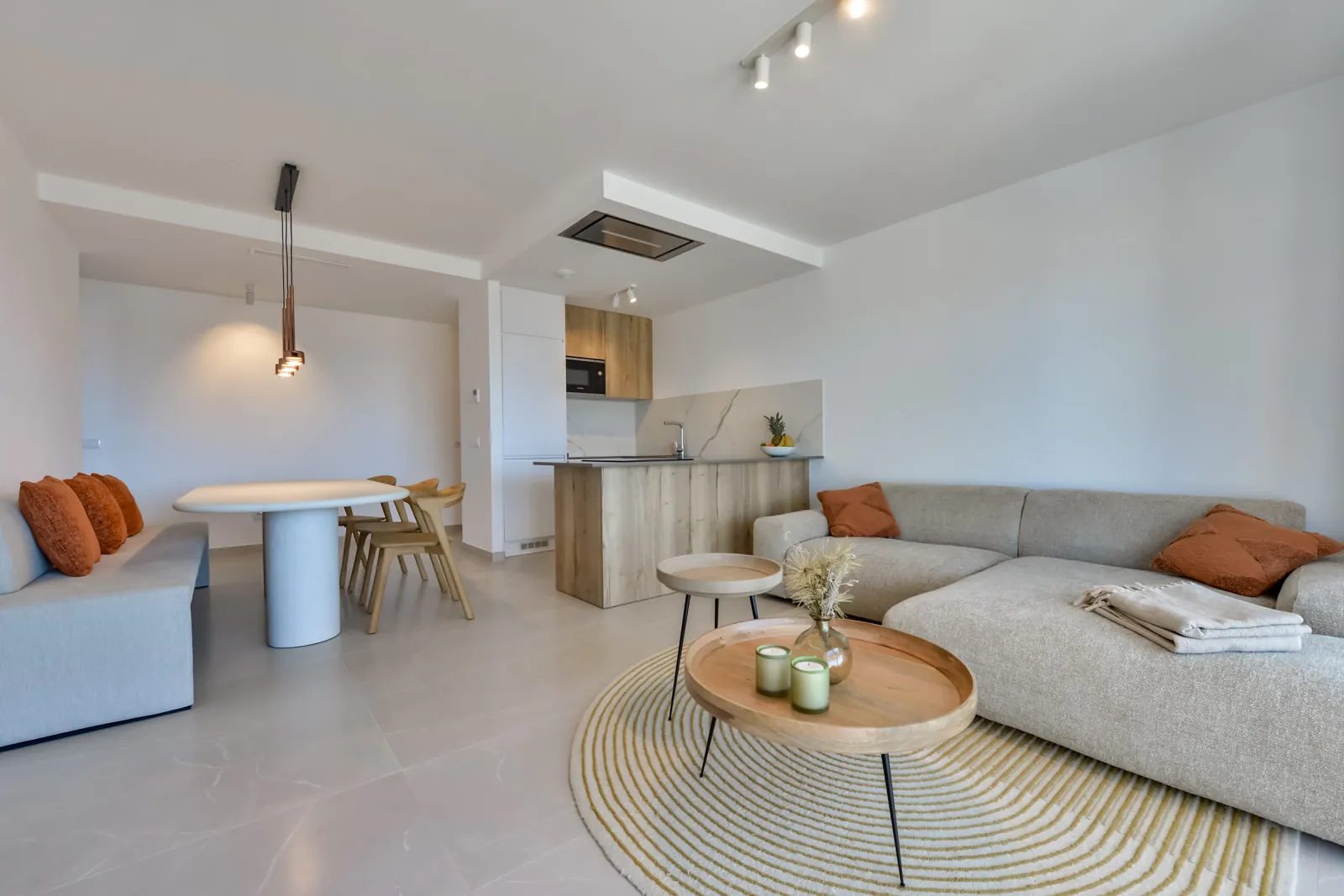 APPARTEMENT MET ZEEZICHT IN CALPE
