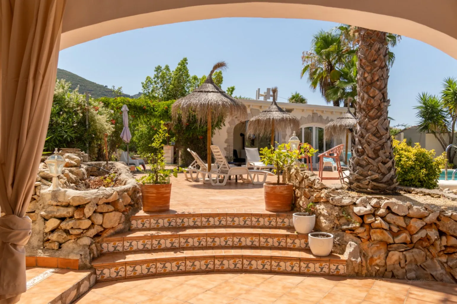 Villa for sale in Lliber:  Multigenerational, spacious