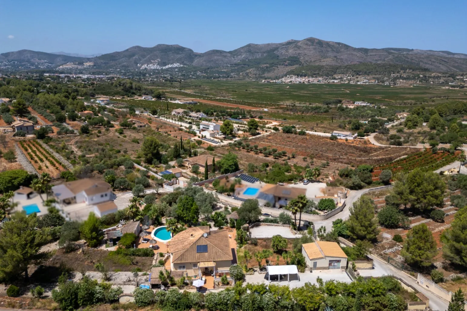 Villa for sale in Lliber:  Multigenerational, spacious