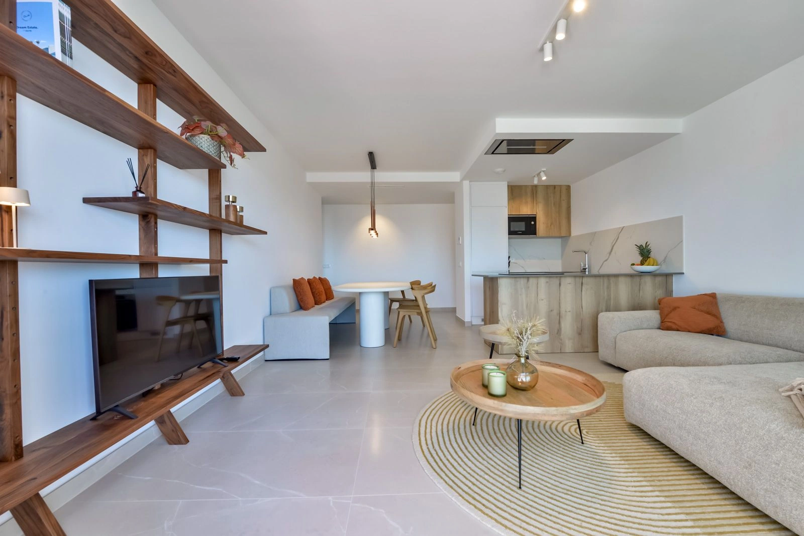 APPARTEMENT MET ZEEZICHT IN CALPE