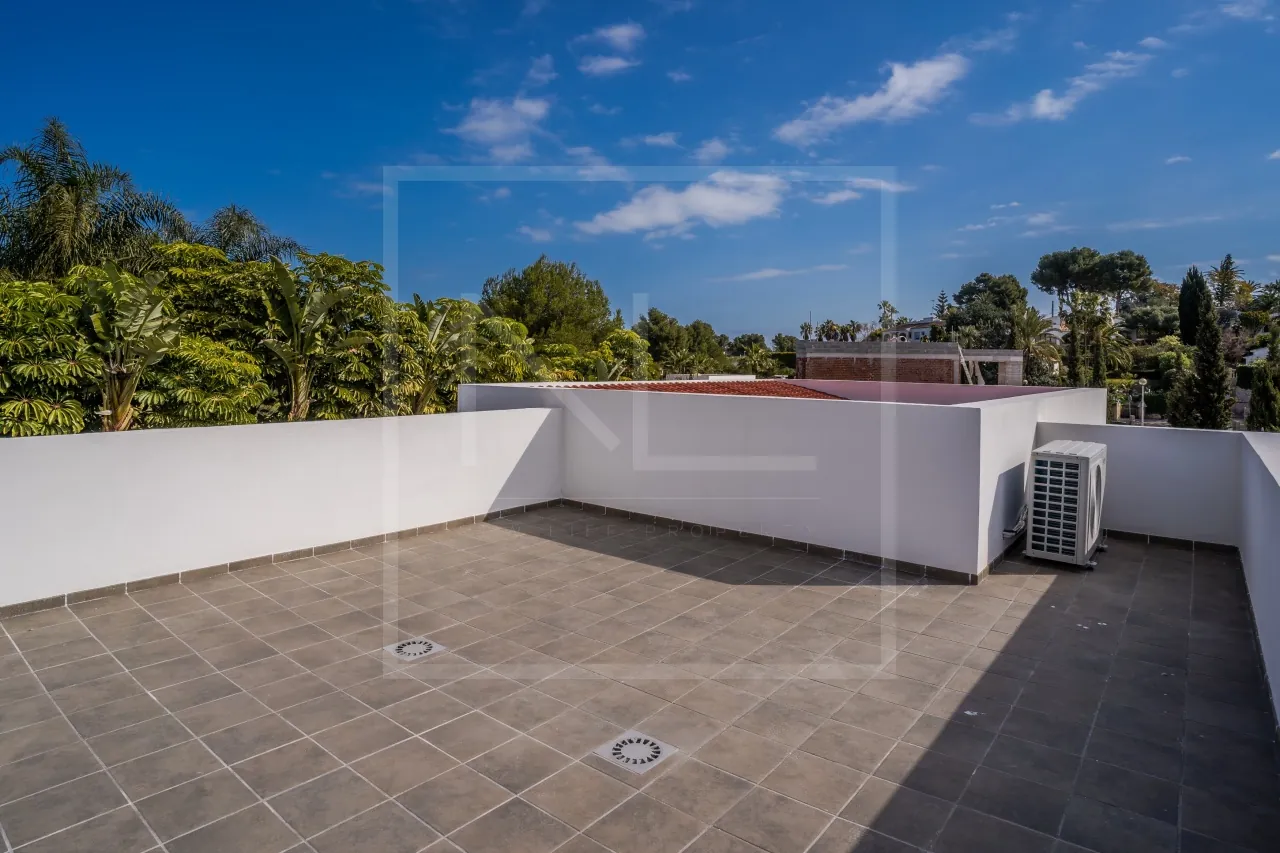 3 bedroom 2 bathroom Detached Brand New Villa For Sale in Javea