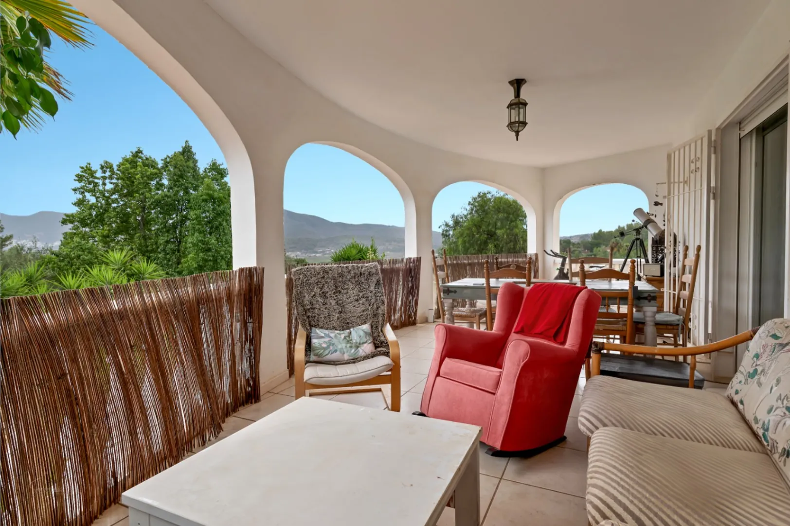 Villa for sale in Lliber:  Multigenerational, spacious