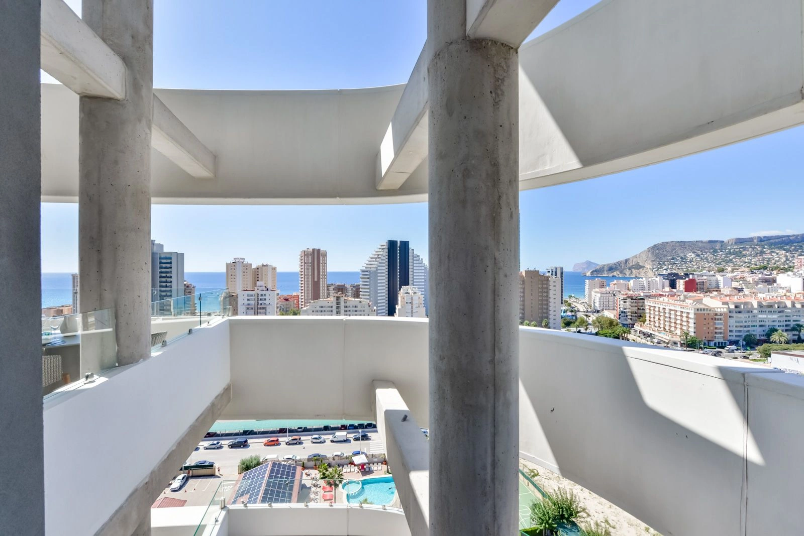 APPARTEMENT MET ZEEZICHT IN CALPE
