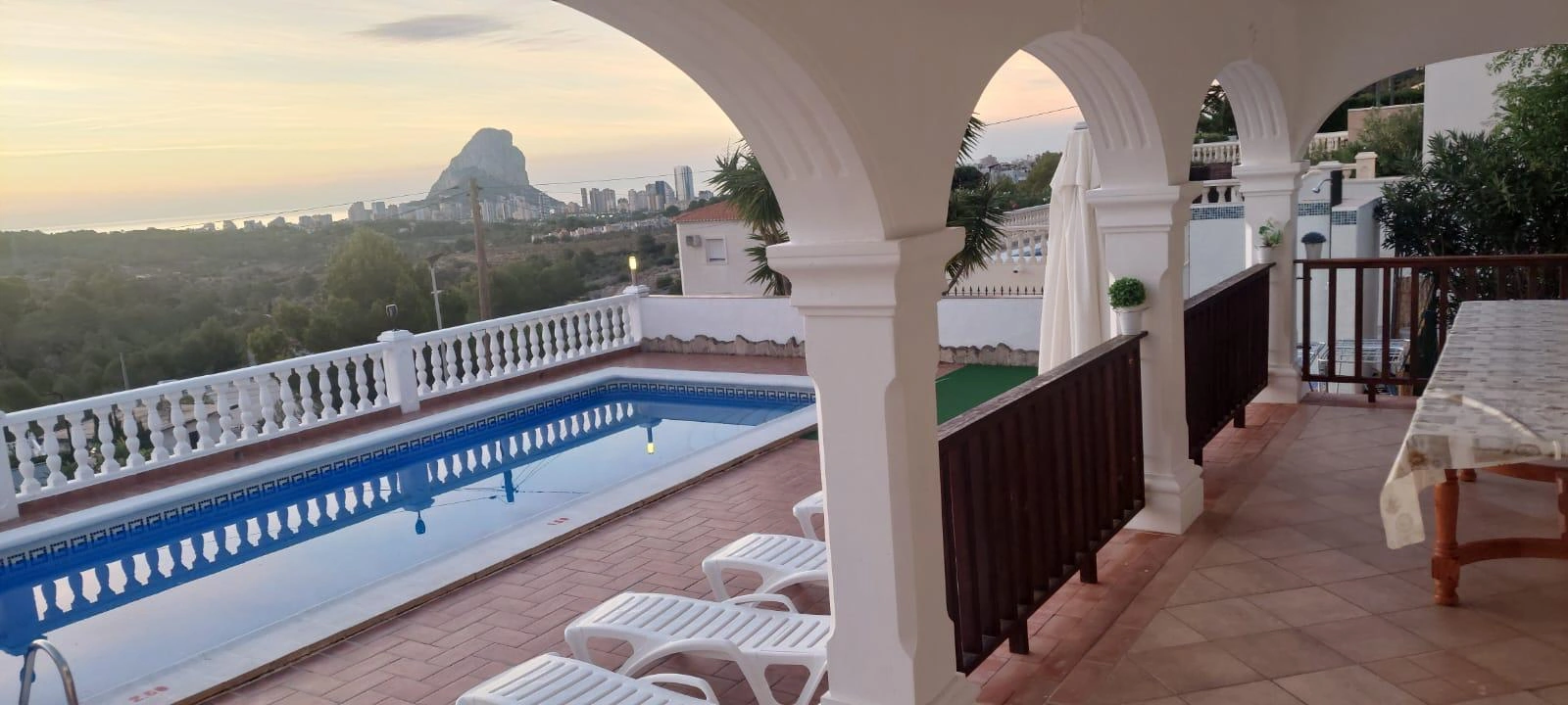 Villa with sea views for sale in Calpe