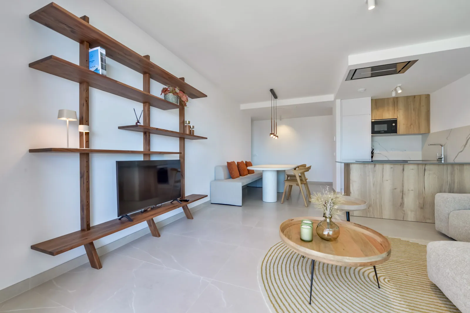 APPARTEMENT MET ZEEZICHT IN CALPE
