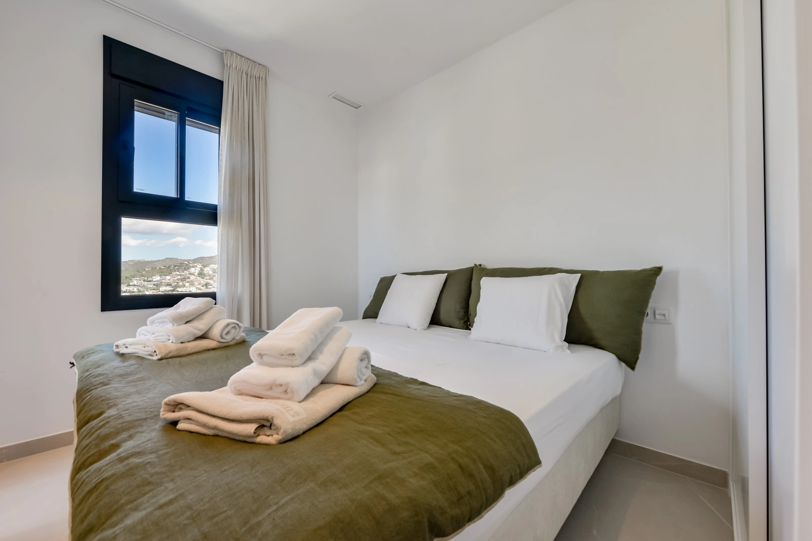 APPARTEMENT MET ZEEZICHT IN CALPE